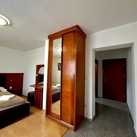 Inn Prenociste Euro-jet Coralici